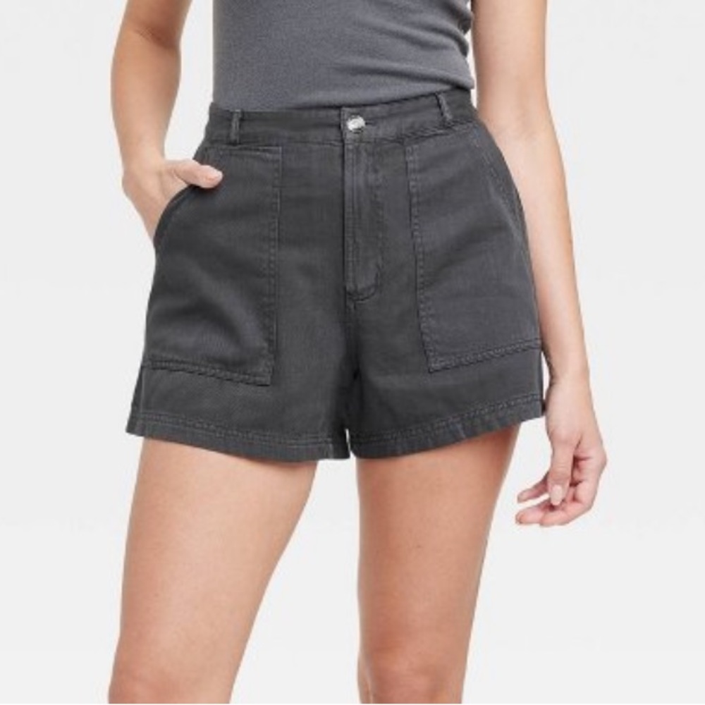 NWT: Universal Thread High-Rise Utility shorts size 14